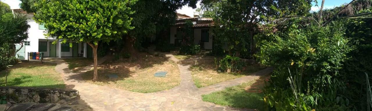 Pousada Do Ipe Goias Exterior photo
